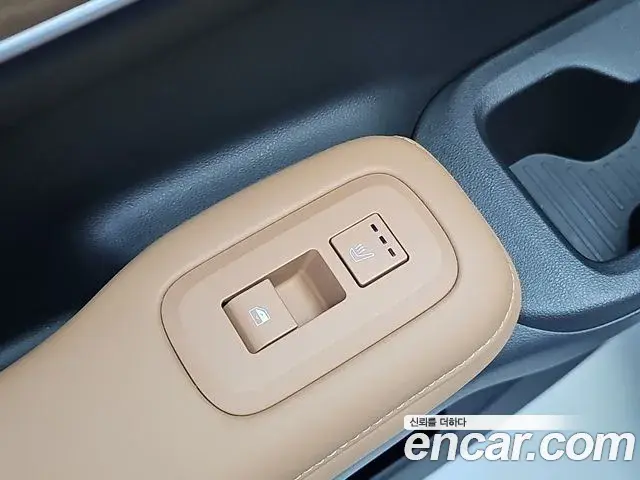 Hyundai Santa Fe 2023 — Photo 13/20