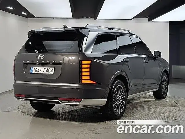 Hyundai Palisade 2025 — Photo 4/18