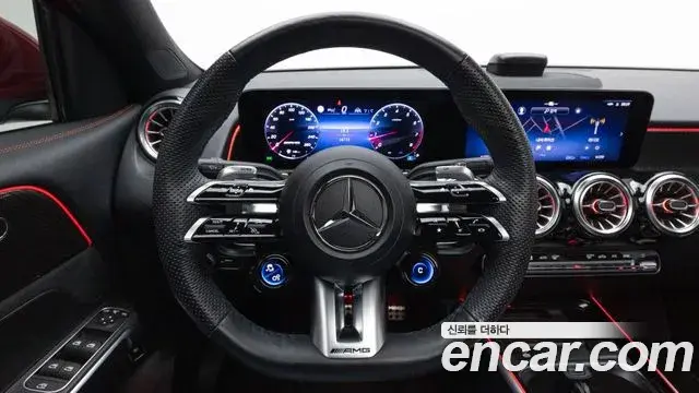 Mercedes-Benz GLB-Class 2025 — Photo 19/20
