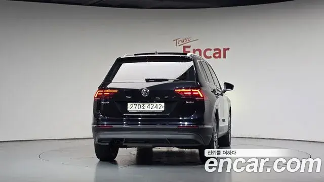 Volkswagen Tiguan 2018 — Şəkil 4/20