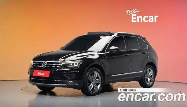 Volkswagen Tiguan 2018 — Şəkil 1/20