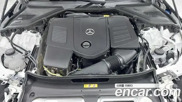 Mercedes-Benz E-Class 2026 — Photo 5/17