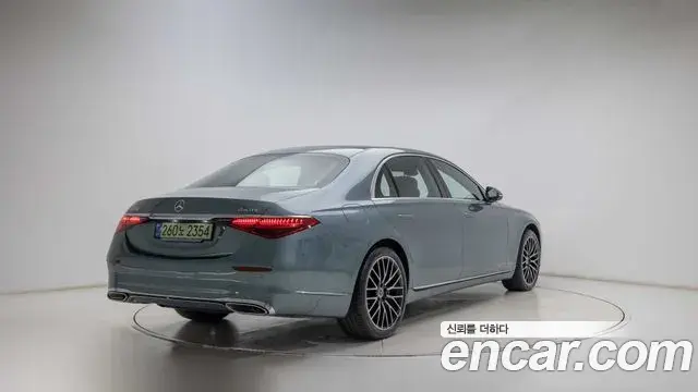 Mercedes-Benz S-Class 2025 — ფოტო 1/20