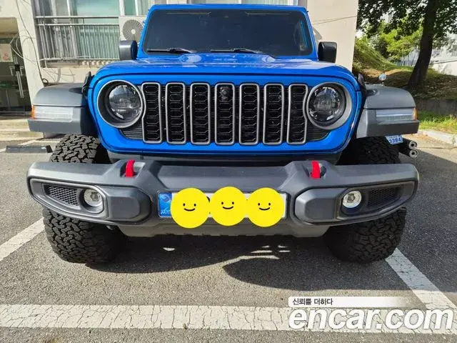 Jeep Wrangler 2025 — Şəkil 2/19