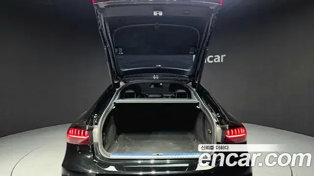 Audi A7 2021 — Photo 19/20