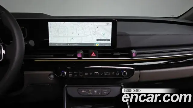 Kia Carnival 2024 — Photo 14/20