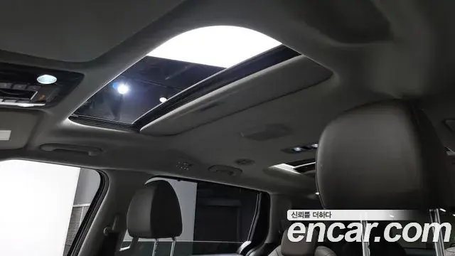 Kia Carnival 2024 — Photo 16/20
