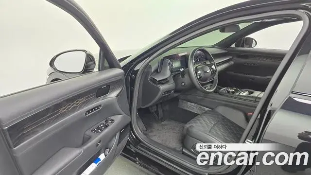 Genesis G90 2024 — Photo 10/20