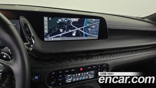 Genesis G90 2024 — Photo 12/20