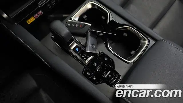 Lexus RX350h 2023 — Photo 9/20