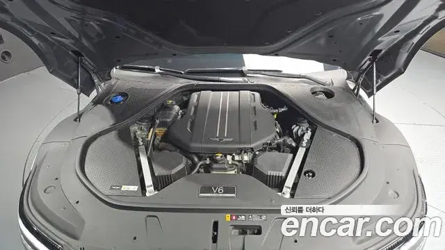 Genesis G90 2022 — Photo 6/20