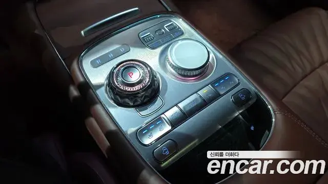 Genesis G90 2022 — Photo 9/20