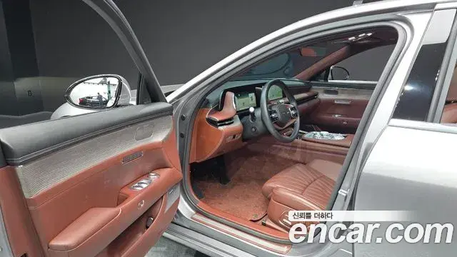 Genesis G90 2022 — Photo 10/20