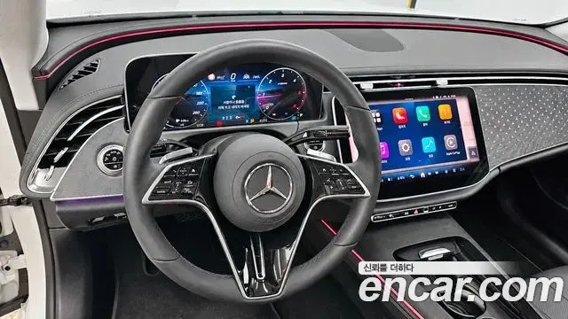 Mercedes-Benz E-Class 2026 — Şəkil 13/20