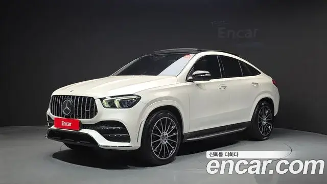 Mercedes-Benz GLE-Class 2022 — Photo 1/20