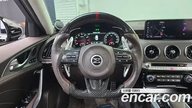 Kia Stinger 2020 — Photo 13/20