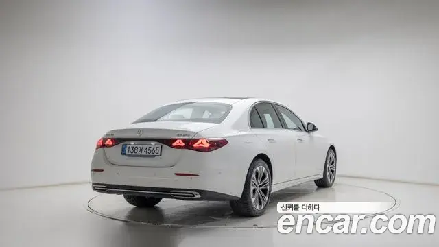 Mercedes-Benz E-Class 2026 — Şəkil 1/18