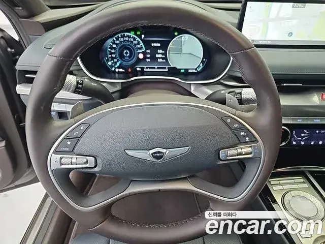 Genesis Electrified G80 2022 — Photo 8/18