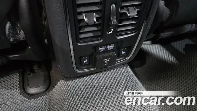 Jeep Grand Cherokee 2019 — Şəkil 19/20
