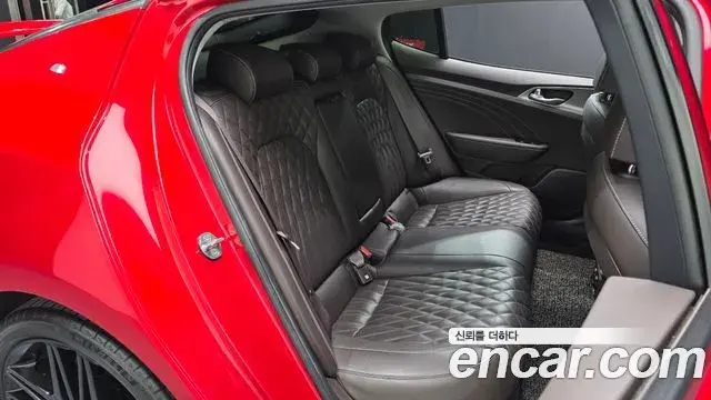 Kia Stinger 2021 — Şəkil 11/20