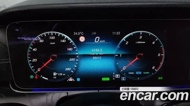 Mercedes-Benz CLS-Class 2022 — Photo 8/20