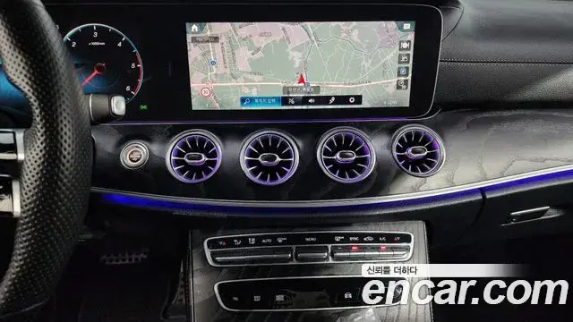 Mercedes-Benz CLS-Class 2022 — Photo 14/20