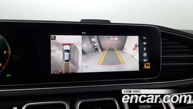 Mercedes-Benz GLE-Class 2020 — Фото 15/20