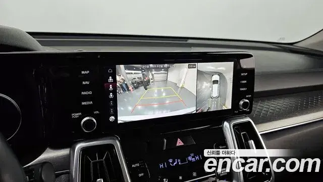 Kia Sorento 2020 — Şəkil 17/20
