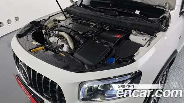 Mercedes-Benz GLB-Class 2021 — Photo 6/20