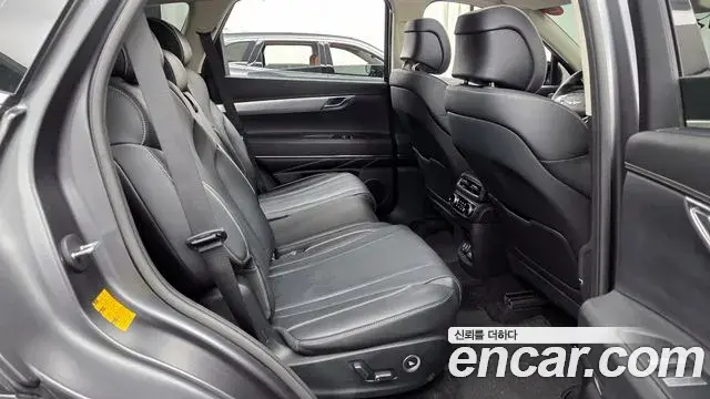 Genesis GV80 2021 — Photo 12/20