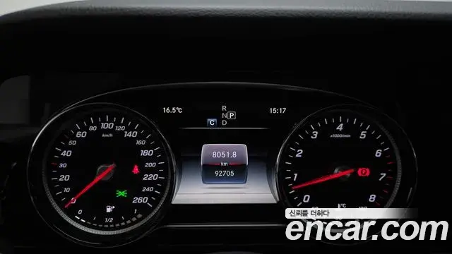 Mercedes-Benz E-Class 2018 — ფოტო 1/20