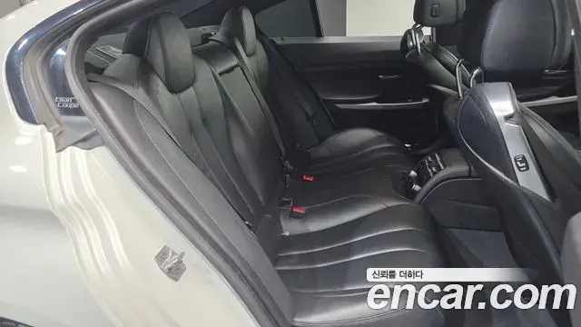 BMW 6 Series 2018 — Photo 8/19