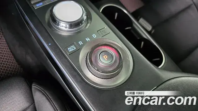 Genesis GV70 2021 — Photo 9/20