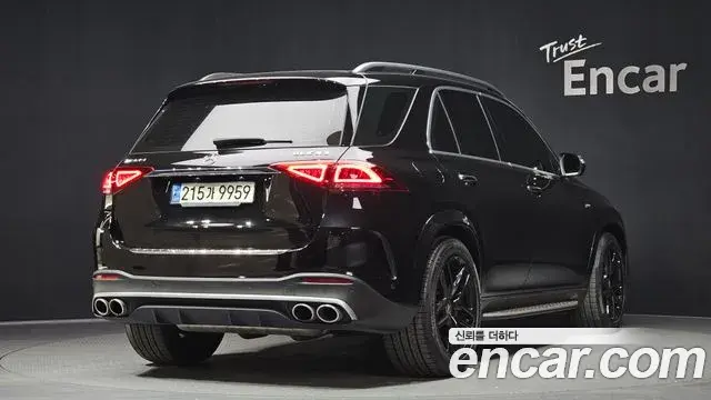 Mercedes-Benz GLE-Class 2022 — Photo 2/20