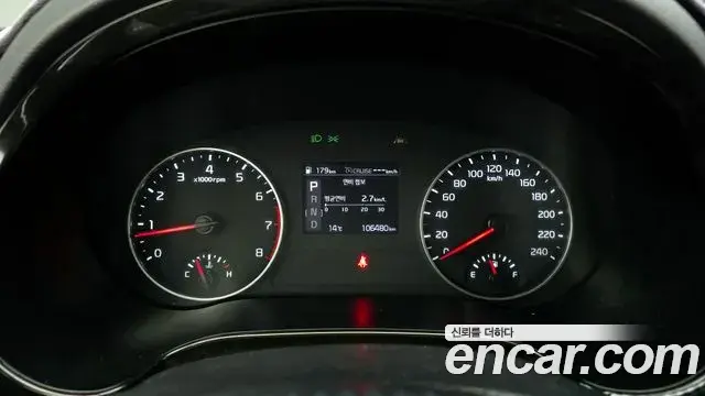 Kia Seltos 2019 — ფოტო 13/20