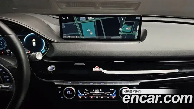 Genesis Electrified G80 2021 — Photo 17/20