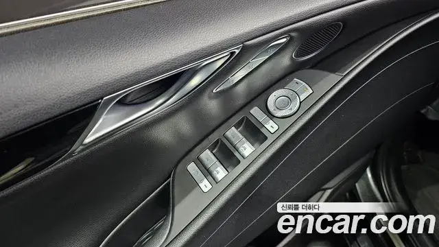 Genesis Electrified G80 2021 — Photo 19/20