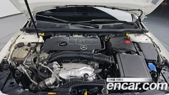 Mercedes-Benz A-Class 2021 — Photo 16/20