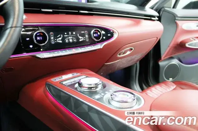 Genesis GV70 2022 — Photo 19/20