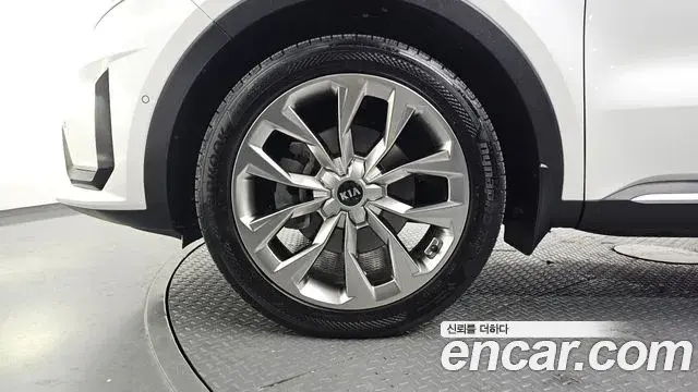 Kia Sorento 2020 — Photo 4/20