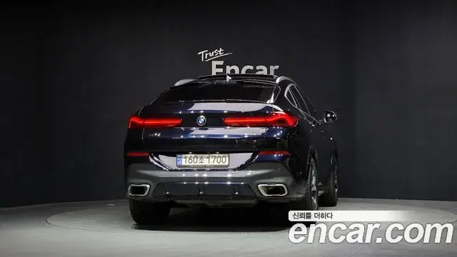 BMW X6 2023 — Photo 4/20