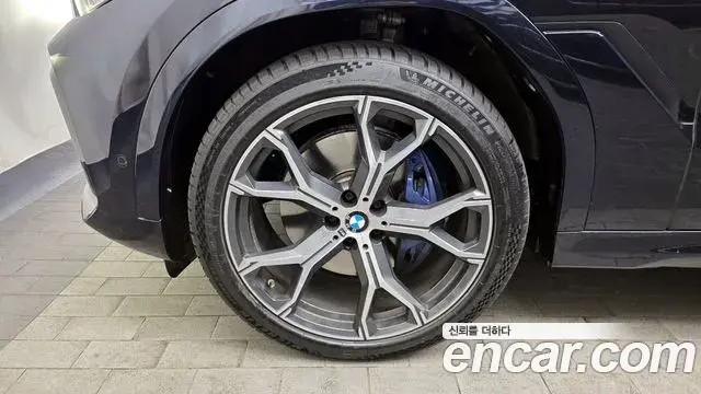 BMW X6 2023 — Photo 5/20