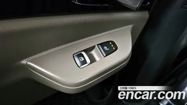 Kia Carnival 2024 — Фото 19/20