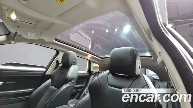 Land Rover Range Rover Evoque 2018 — Şəkil 15/20