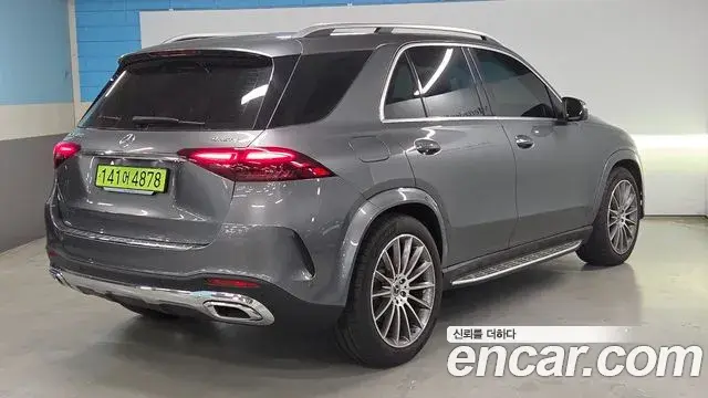Mercedes-Benz GLE-Class 2025 — Photo 1/20