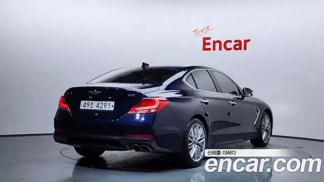 Genesis G70 2019 — Photo 7/20