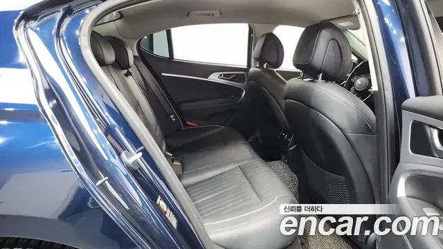 Genesis G70 2019 — Photo 19/20