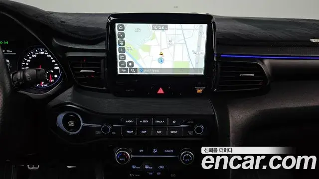 Hyundai Veloster 2018 — ფოტო 3/20