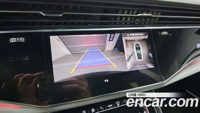 Audi Q7 2023 — Фото 15/20