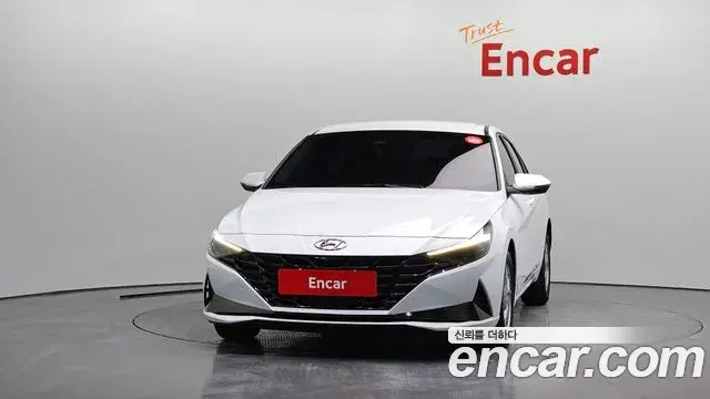 Hyundai The New Avante Hybrid 2022 — ფოტო 8/23